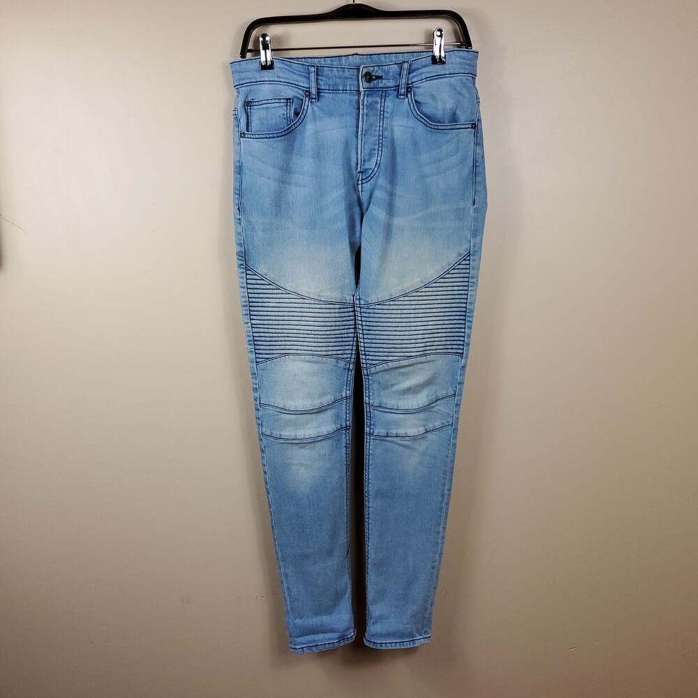 H&M Divided Light Wash Moto Skinny Jeans Size 30X32